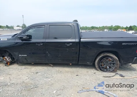 2021 Ram 1500 Big Horn 4X4 5'7 Box z USA, uszkodzony, nr VIN 1C6SRFFT8MN816943